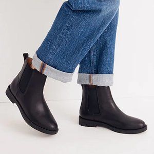 Madewell Chelsea Boot - Black Size 8.5